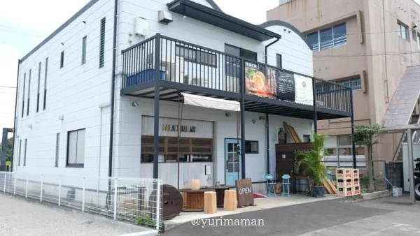 新居浜市のスープカレー専門店salan salan（サランサラン）の外観