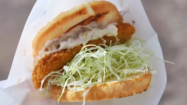 kaberi(カベリ)のじゃこカツバーガー