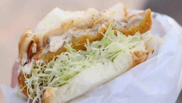 kaberi(カベリ)のじゃこカツバーガー2