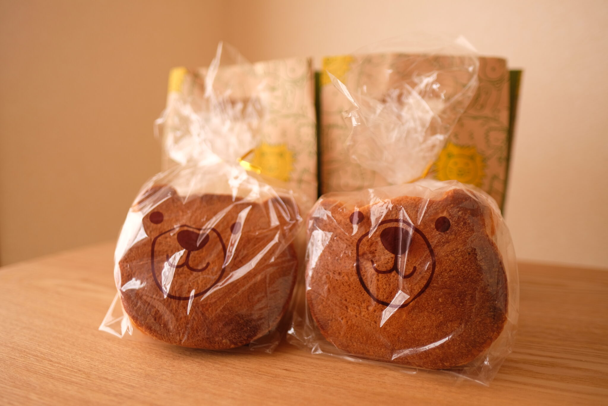 ブゥランジェリィアペのくま食パンアイキャッチ画像