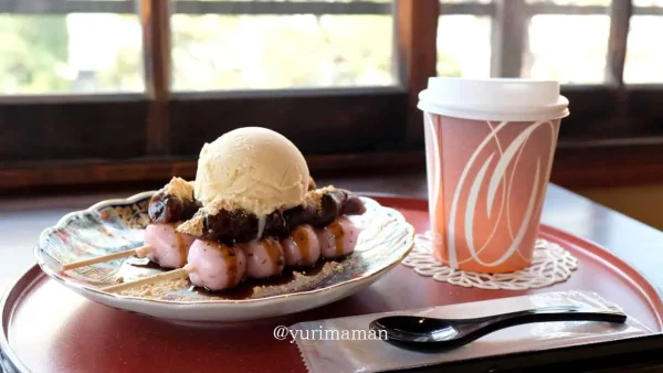 どうごゆけむりかふぇ(道後カフェ)みたらしじぇらーとセット1 - ゆりママんブログ どうごゆけむりかふぇ(道後カフェ)みたらしじぇらーとセット1