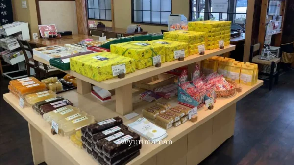 別子飴本舗（新居浜）内観1