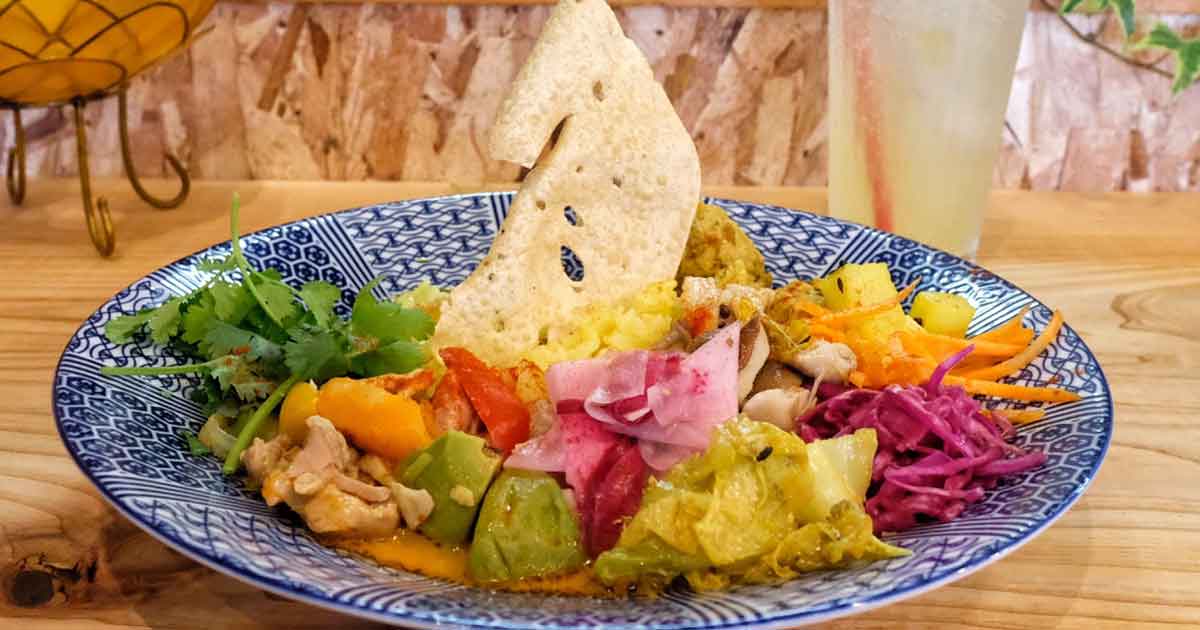 ペンギンホテル｜松山・三津浜｜カレーランチ