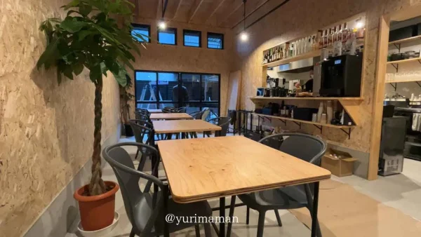 恵美須町サービスエリア（宇和島ベーグルカフェ）内観写真1