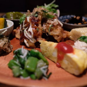 太陽と月三津浜_サムネイル画像