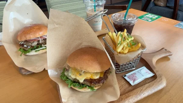 愛媛県美術館カフェ「the park M’s coffee」 - ゆりママんブログ 愛媛県美術館カフェ「the park M’s coffee」