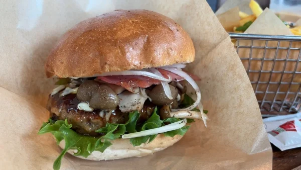 きのことベーコンの照焼きバーガー(the park M’s coffee) - ゆりママんブログ きのことベーコンの照焼きバーガー(the park M’s coffee)