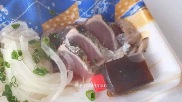 かつお工房さかせんで販売されているかつおのたたき