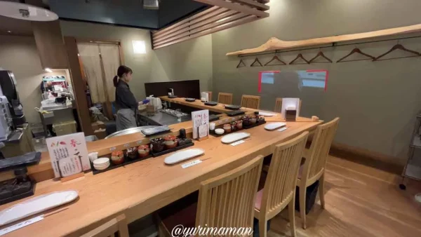 天ぷら ご天（まつちかタウン）の内観写真1