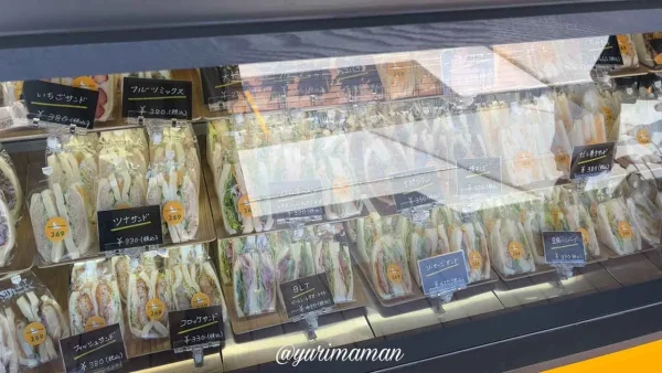サンドイッチショップツムグ296（松山市平井町）ショーケース1