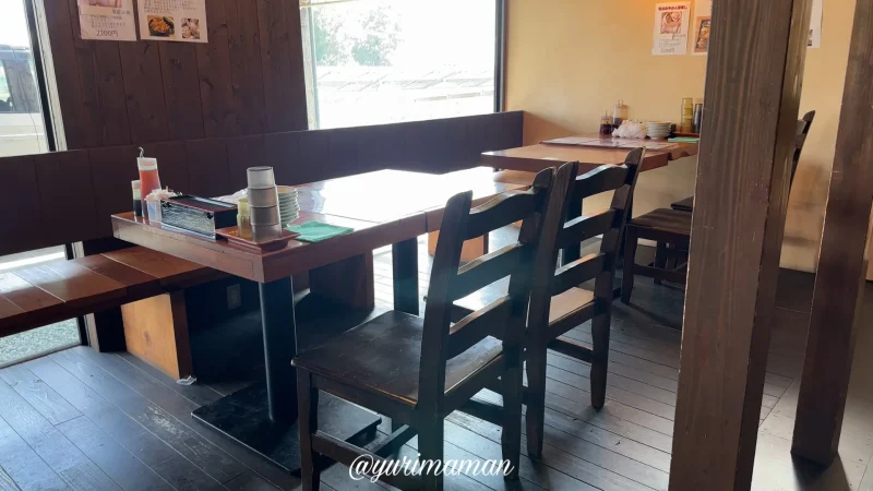 カキ小屋松山出張所_内観写真1