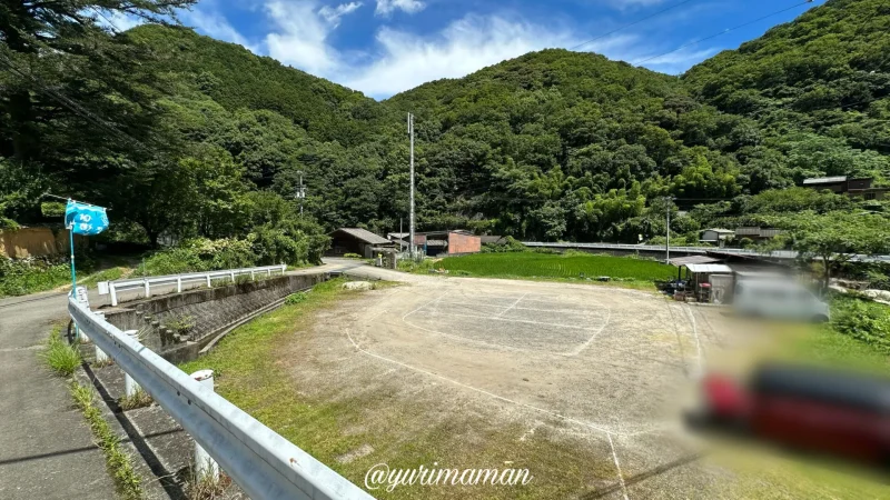 坪内家流しそうめん駐車場