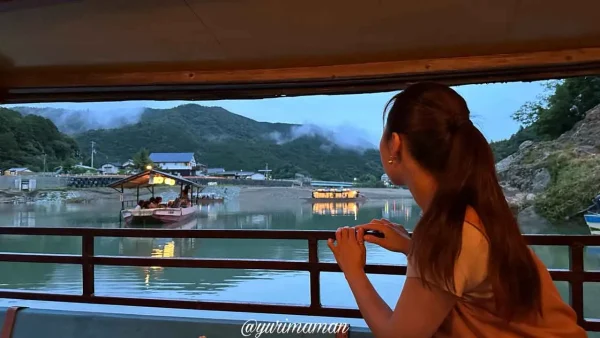 屋形船から見た肱川沿いの風景（大洲のうかい）1