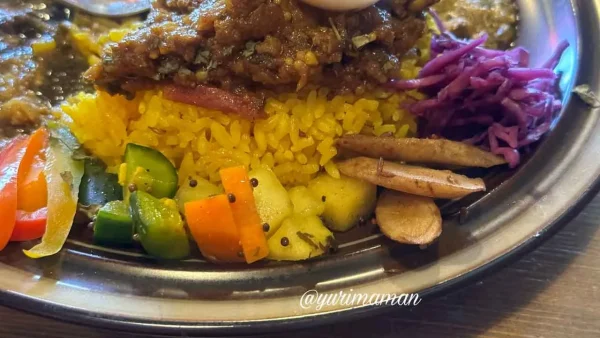 モネノニワ（松山市三番町）スパイスカレーランチ3