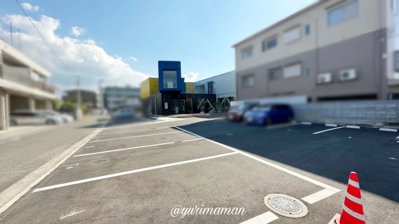 リーズカフェ_駐車場