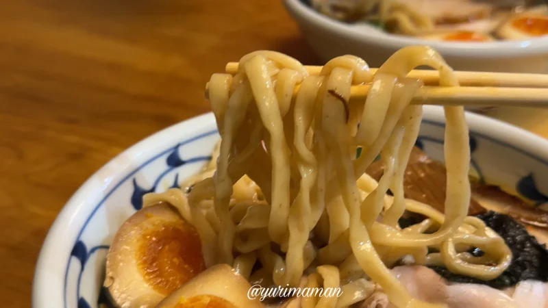 ねいろ屋移転松山_ラーメン3