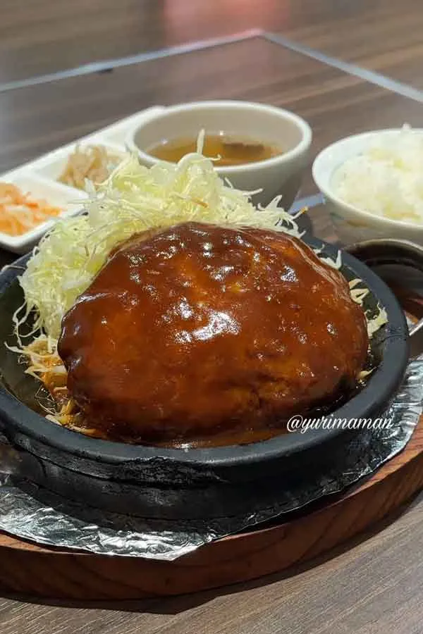 焼肉ちかき本店の人気ランチメニュー「ハンバーグ」1 - ゆりママんブログ 焼肉ちかき本店の人気ランチメニュー「ハンバーグ」1