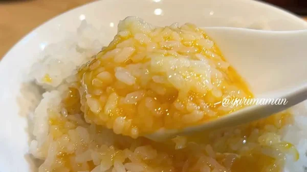 浜堂（はまんど）新居浜店のたまごかけごはん2