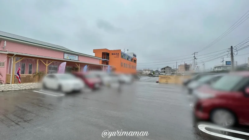 魔法のパンケーキ四国中央店_駐車場