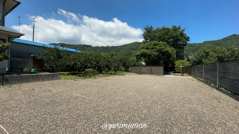 ひなのや丹原本店｜耕_駐車場