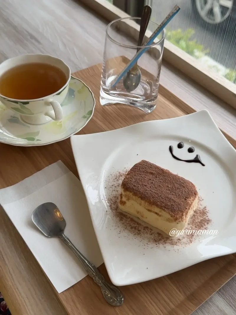 にこcafeむらさんズ_ティラミス2