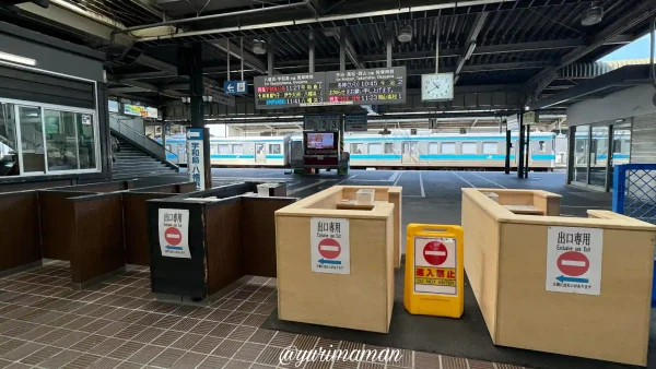 JR松山駅 旧駅舎のホーム