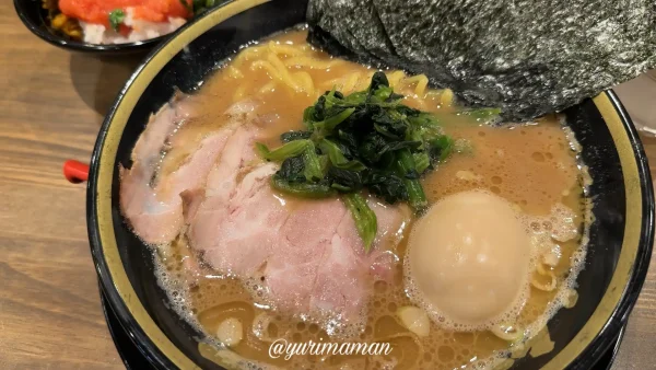 鯉から竜松山店_特製豚骨醤油ラーメン1