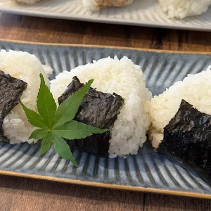 よつば屋_おにぎり_サムネイル画像