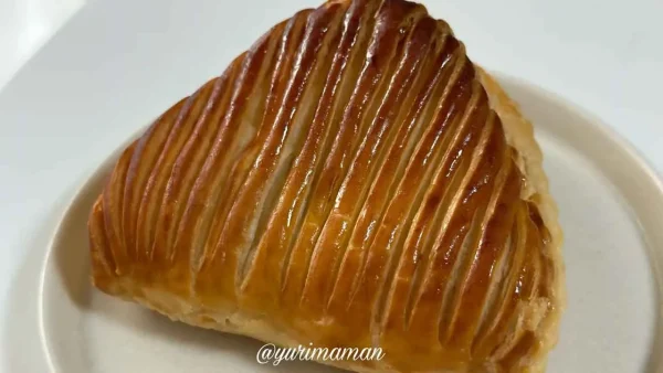 よしだや（今治市）のショーソンポム