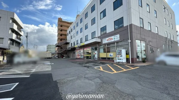 ホリダシホンポ松山本店駐車場