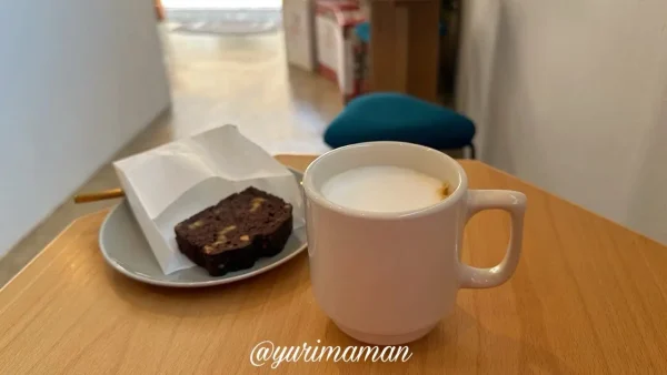 アカリスタンド（西予市）コーヒーといっしょに焼き菓子を