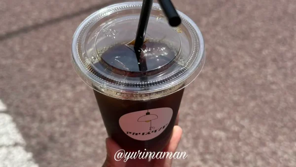 アカリスタンド（西予市）のアイスコーヒーをテイクアウト