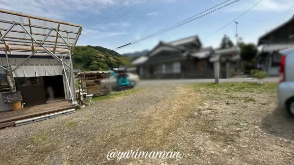 ひょっとこ商店（西条市小松町）駐車場