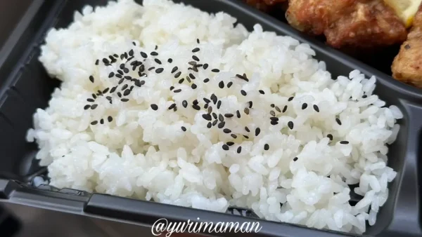 Kitchenとも（松山市南吉田町）唐揚げ弁当のご飯3