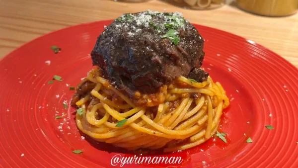 PASTA UNOの粗挽き肉と香味野菜のボロネーゼ スパゲッティ1