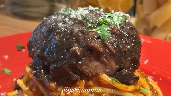 PASTA UNOの粗挽き肉と香味野菜のボロネーゼ スパゲッティ2
