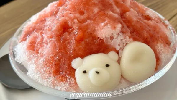 CAFE NOA.（松山市）のいちごかき氷。練乳たっぷりでジューシー2