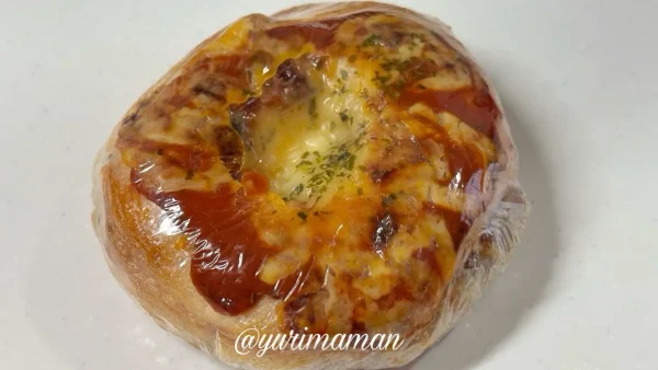 ラクダピクニック（松山市）ベーコントマトピザ