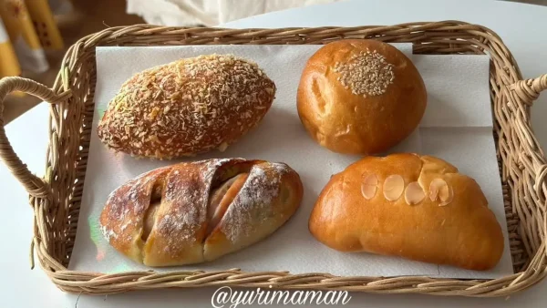 そらのひまわり（今治市大西町）買ってきたパン