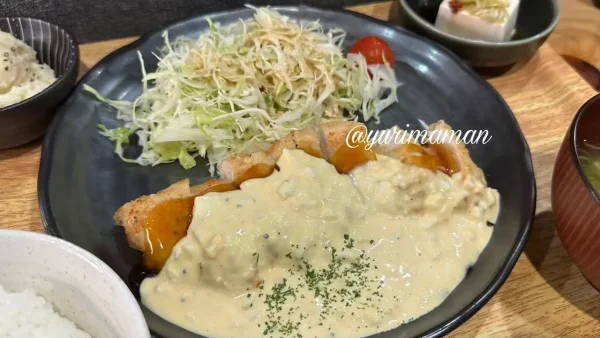 お食事処エキマエのランチ（チキン南蛮）西条市2