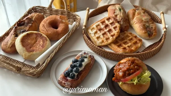 新居浜市の人気パン屋Fukusukeで購入したパンをレビュー1