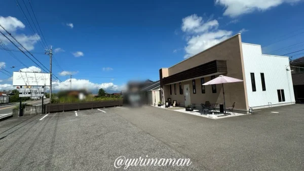 ル リアン（西条市）カフェの駐車場