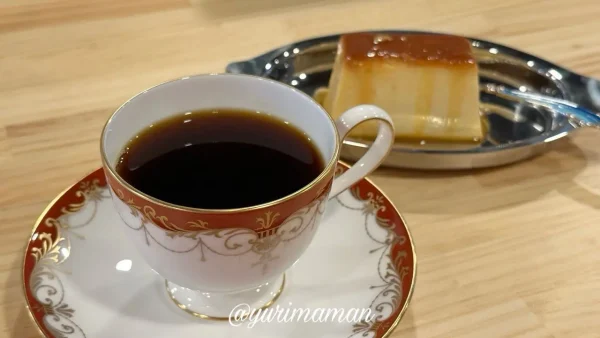 まちなか珈琲焙煎所のコーヒーとスイーツ