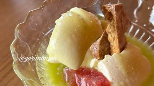 溝口家の食卓のランチのデザートセットで楽しめるメロンのスープ2