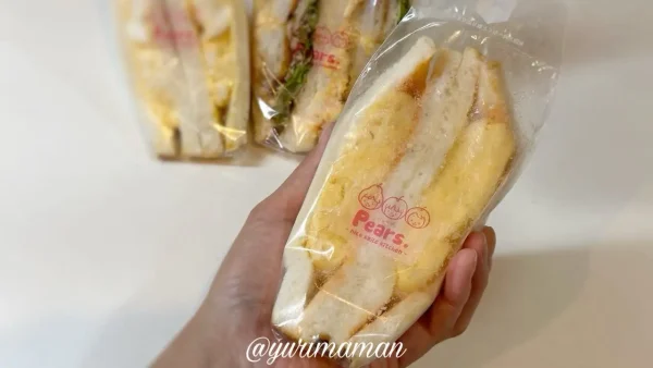 ぺぁーずの人気No.1メニュー「だし玉子サンド」2