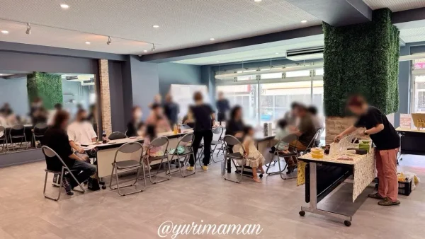 愛媛うまいもん試食会の会場全体の様子（スタジオーチ）2