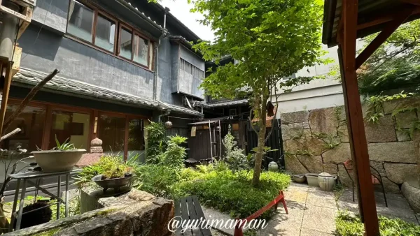 うららかと台所。の中庭（宇和島市）