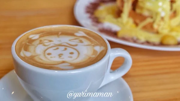 カフェチェリーブロッサムのかわいいラテアート2