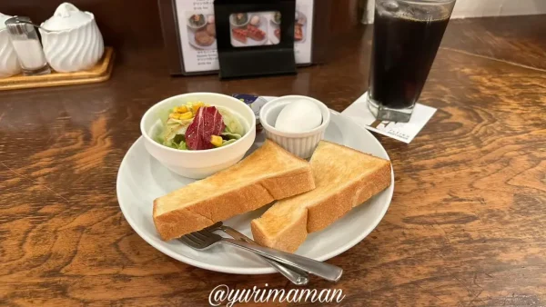フライングスコッツマン大街道店のトーストモーニング1
