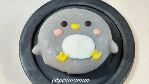 イクミママのどうぶつドーナツ（ぺんちゃんグレー）